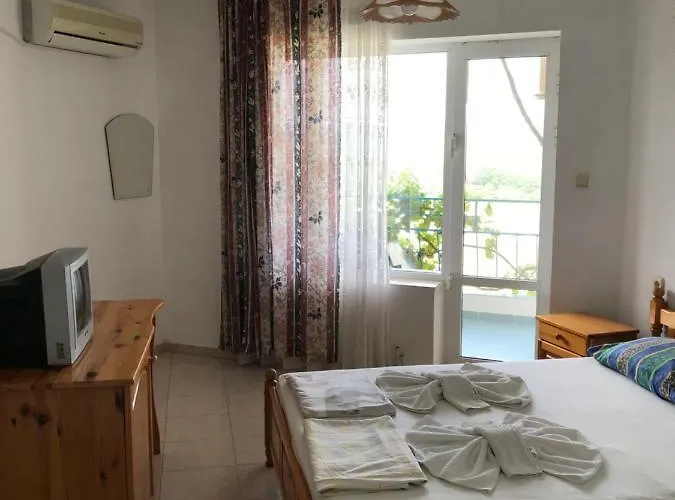 Family Hotel Sinemoretz